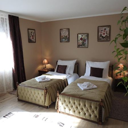 Moezsi Apartman Tolna 외부 사진