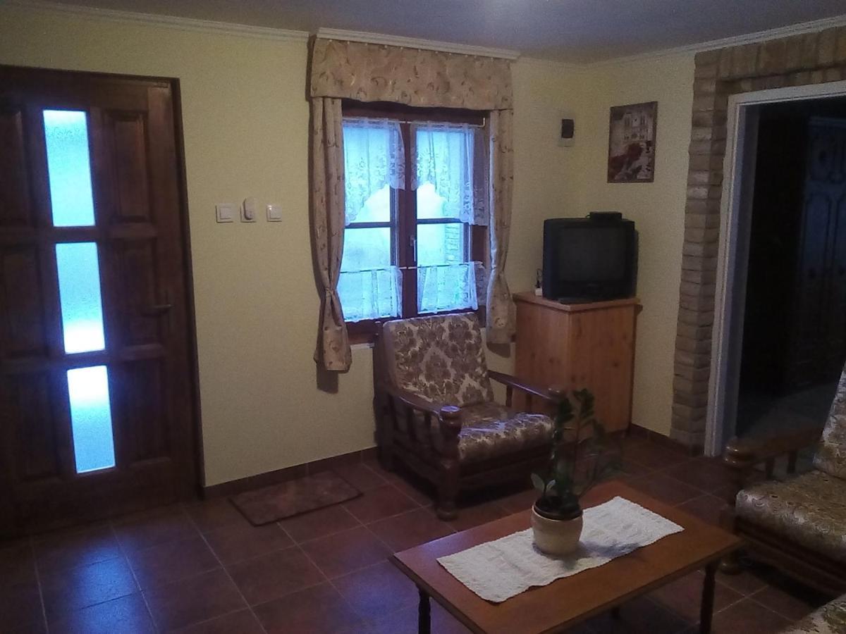Moezsi Apartman Tolna 외부 사진