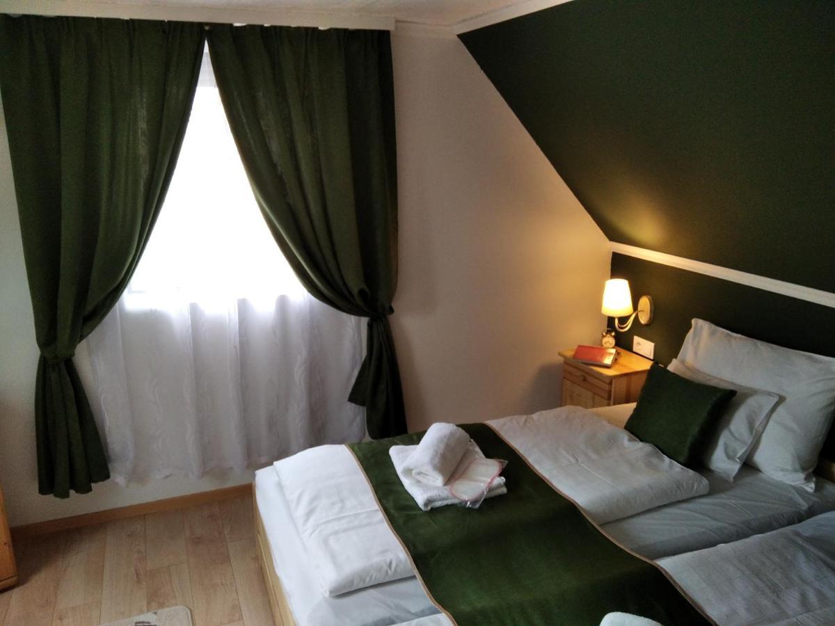 Moezsi Apartman Tolna 외부 사진